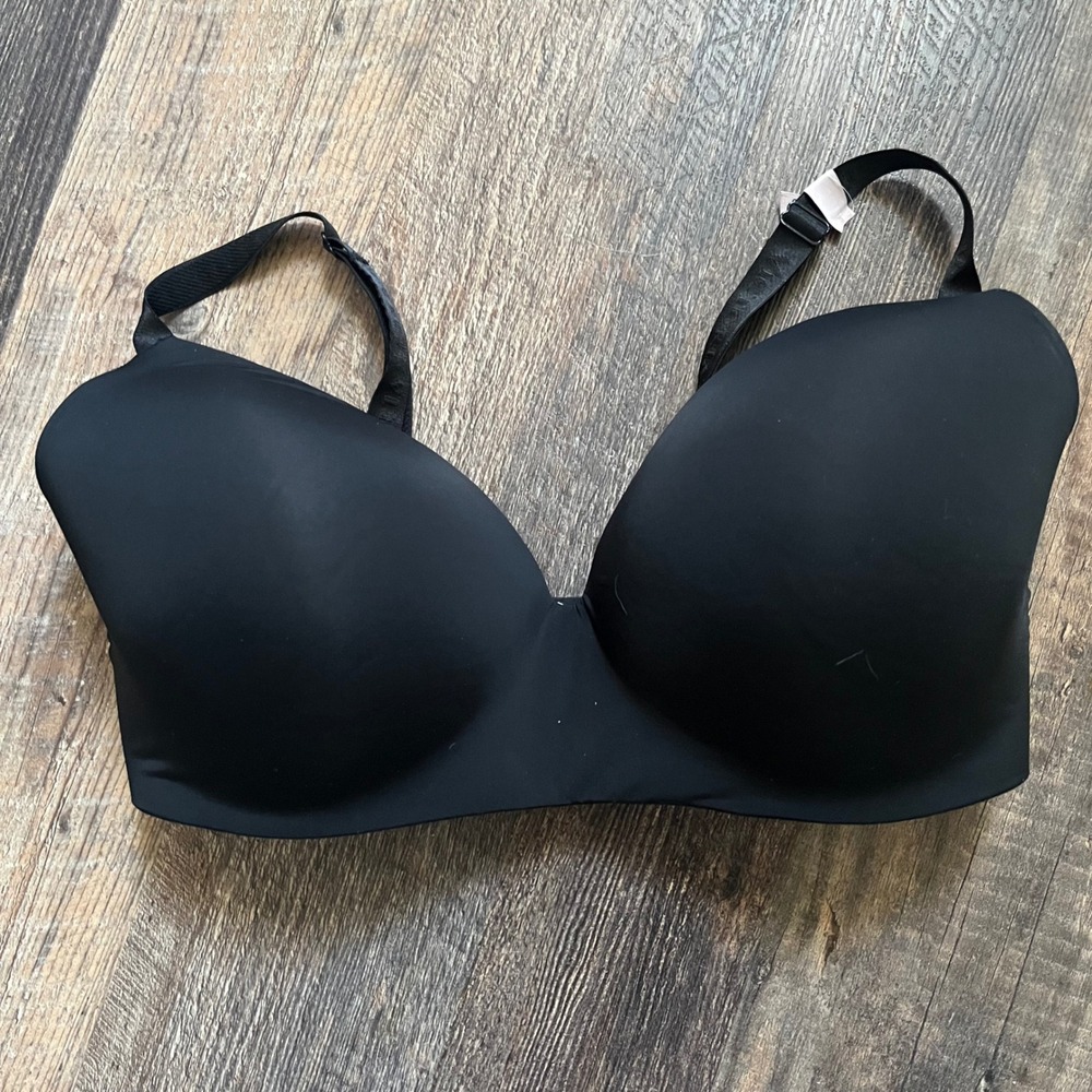 Victoria's‎ Secret 38DDD Black Lightly Lined T-Shirt Bra Wireless Comfort